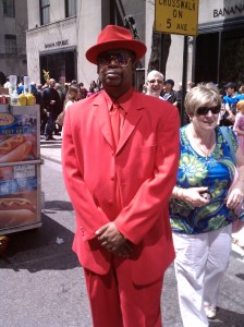 נציג כנסיית הצלב האדום?